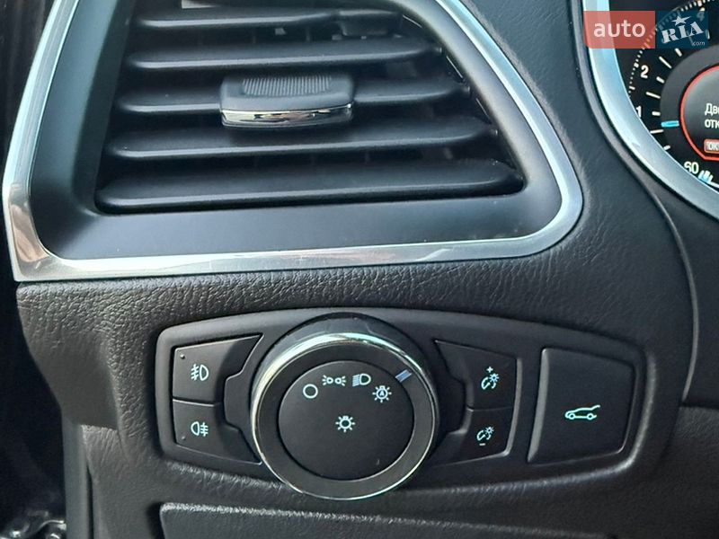 Позашляховик / Кросовер Ford Edge 2016 в Києві фото 18 Позашляховик / Кросовер Ford Edge 2016 в Києві