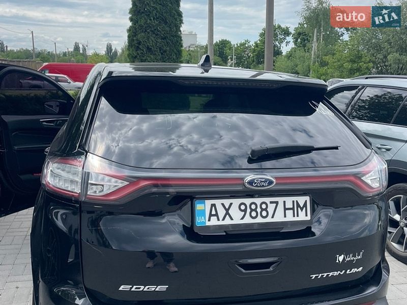 Внедорожник / Кроссовер Ford Edge 2018 в Каменец-Подольском