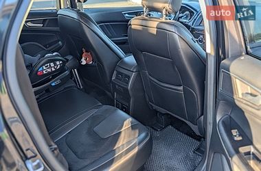 Позашляховик / Кросовер Ford Edge 2015 в Дубні