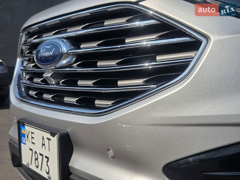 Позашляховик / Кросовер Ford Edge 2018 в Кам'янському