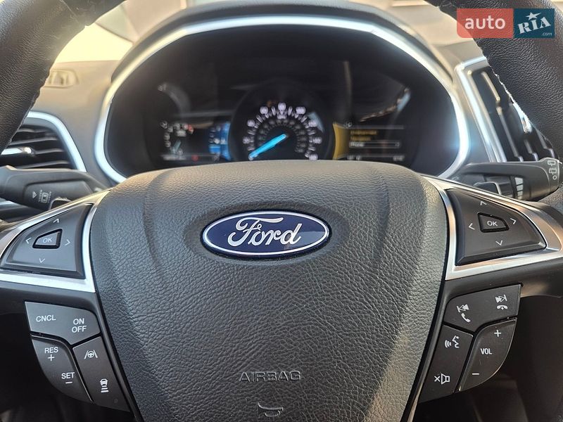 Позашляховик / Кросовер Ford Edge 2018 в Кам'янському