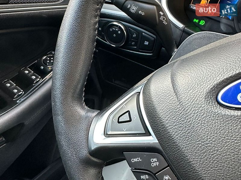 Внедорожник / Кроссовер Ford Edge 2019 в Киеве