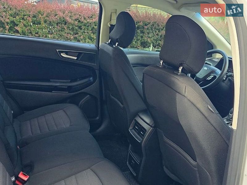 Позашляховик / Кросовер Ford Edge 2016 в Львові