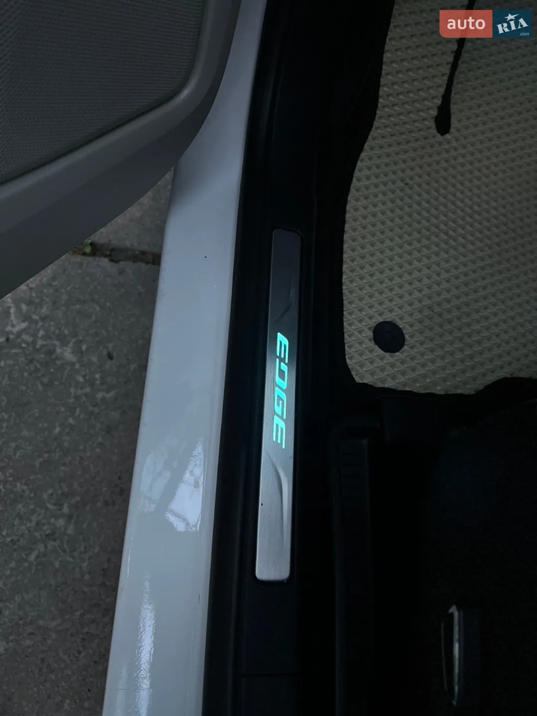 2018 Ford Edge - мініатюра 42