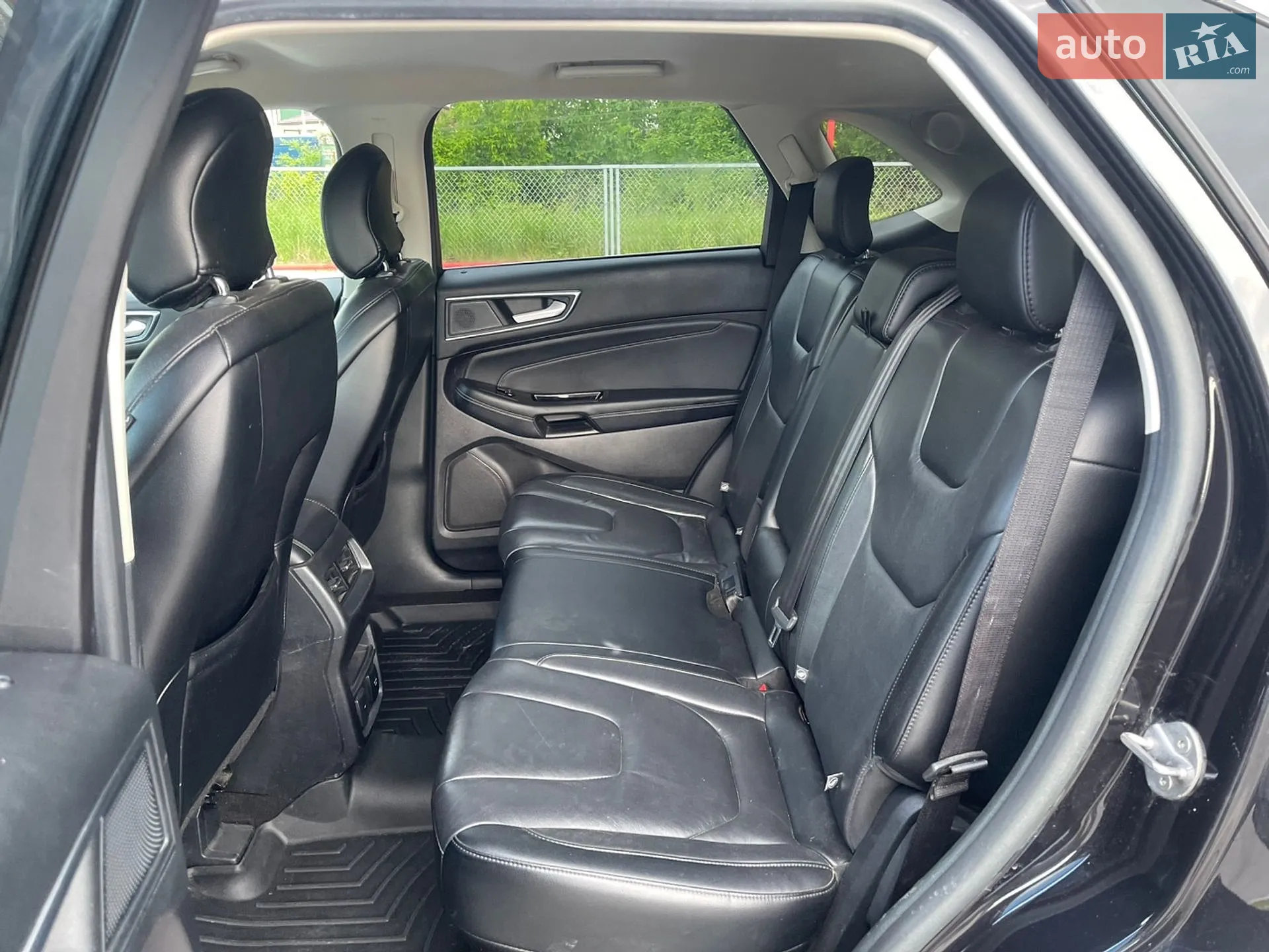 2019 Ford Edge - мініатюра 28