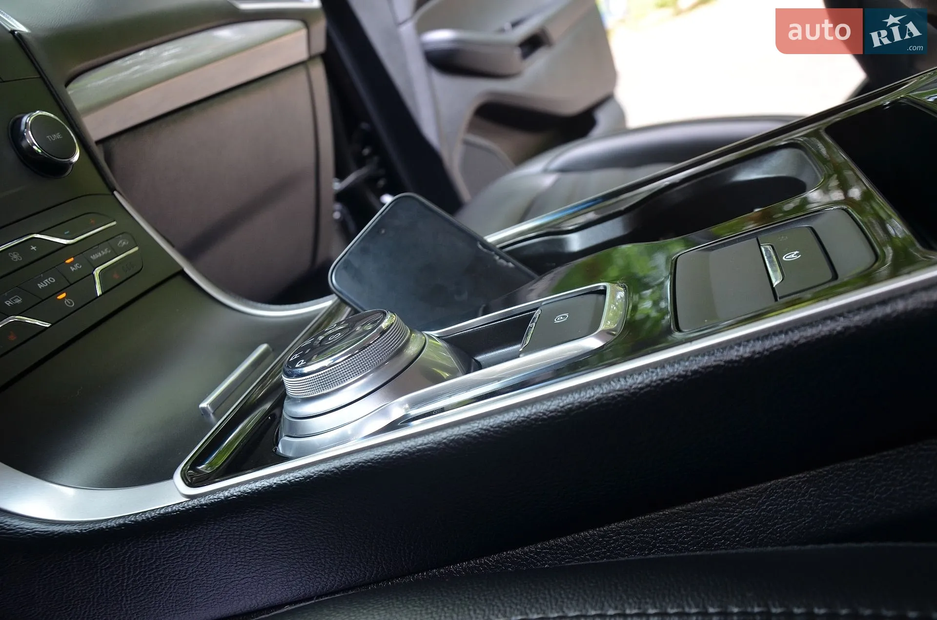 2019 Ford Edge - мініатюра 40