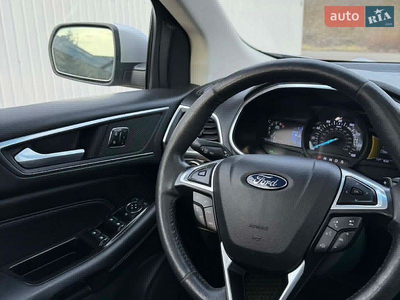 Позашляховик / Кросовер Ford Edge 2015 в Кривому Розі