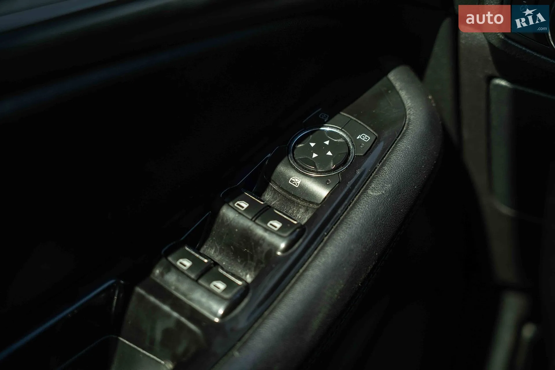 2015 Ford Edge - мініатюра 16