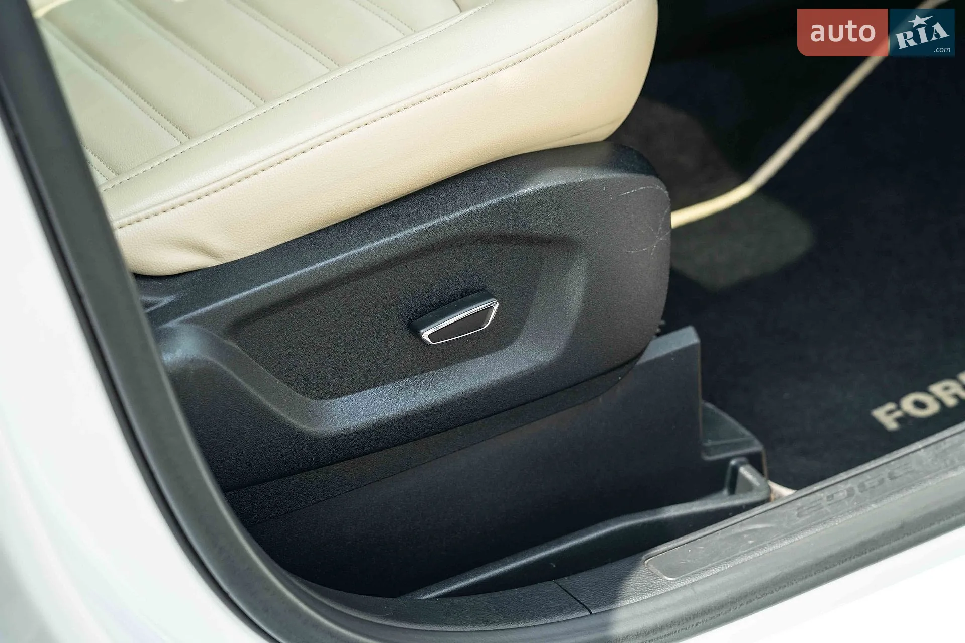 2016 Ford Edge - мініатюра 33