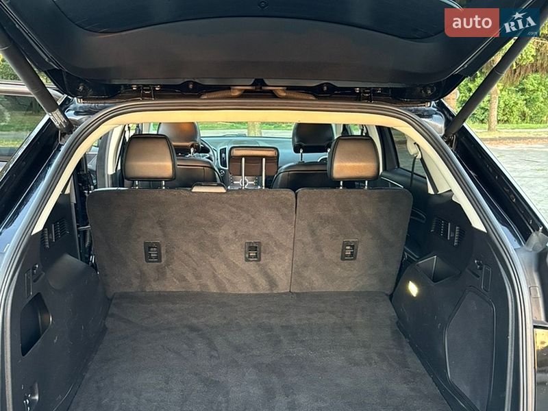Внедорожник / Кроссовер Ford Edge 2016 в Дубно