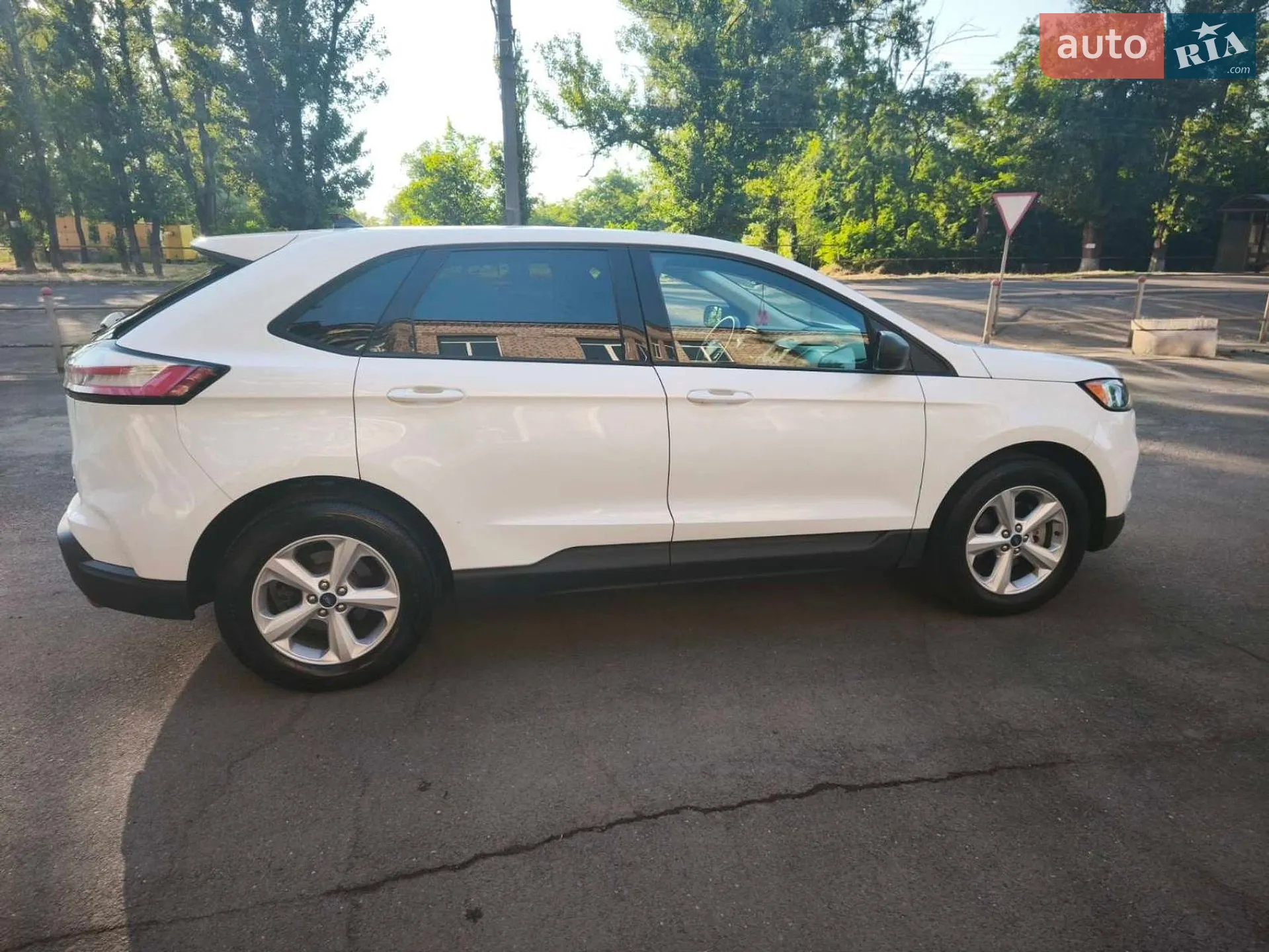 2019 Ford Edge - мініатюра 2