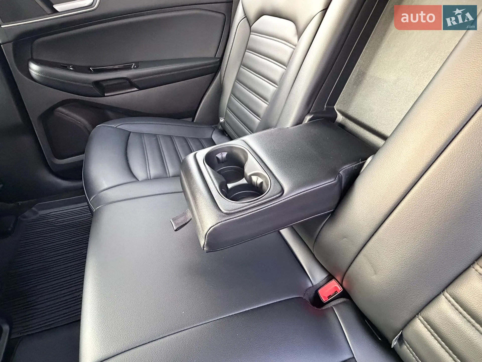 2018 Ford Edge - мініатюра 18