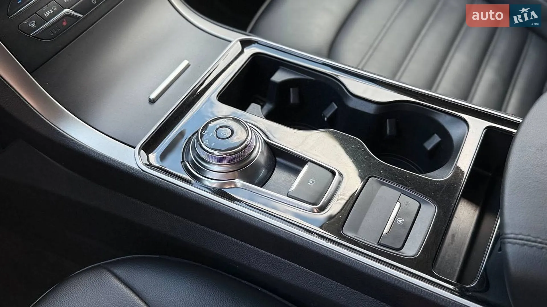 2019 Ford Edge - мініатюра 19