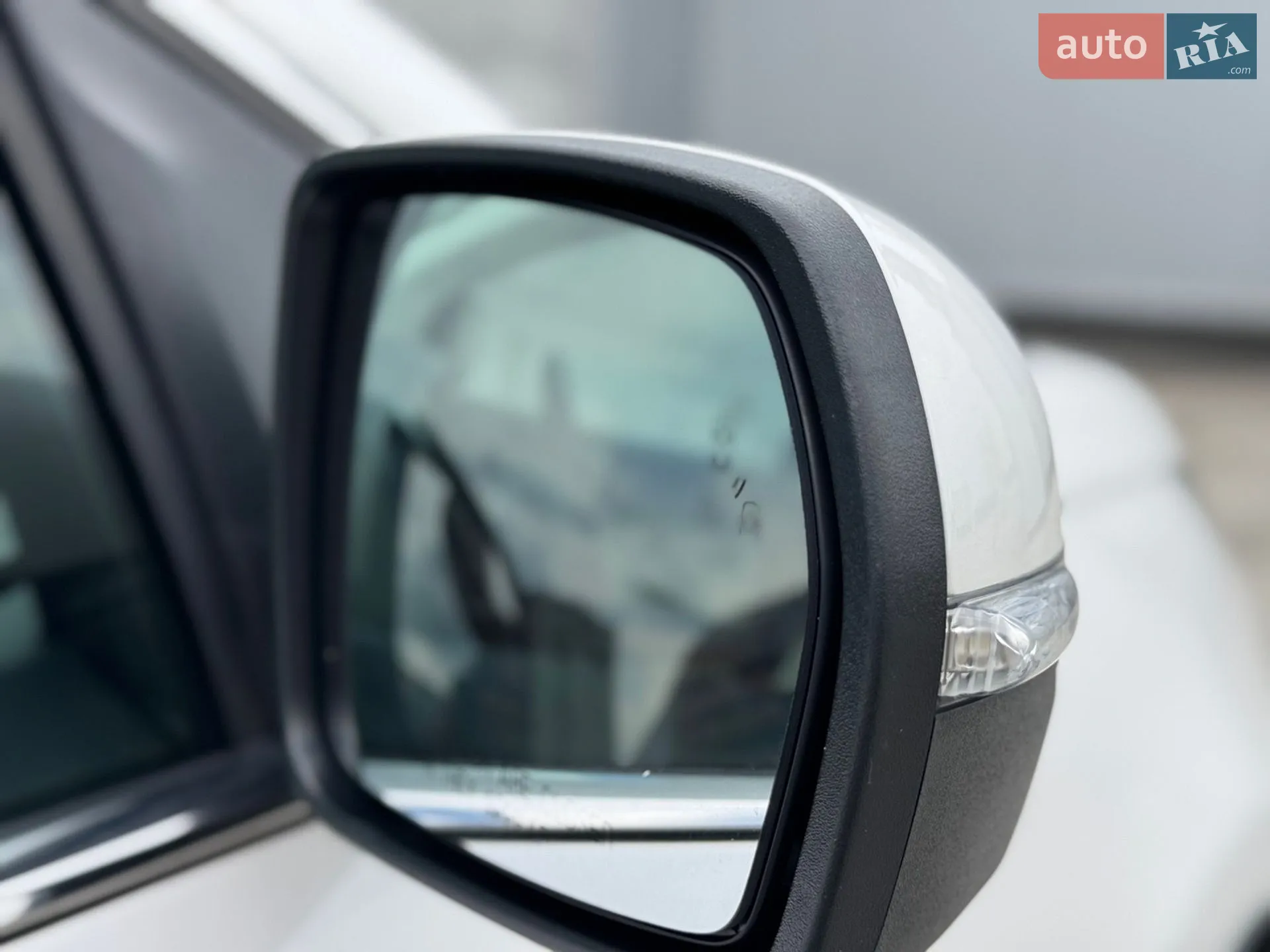 2016 Ford Edge - мініатюра 18