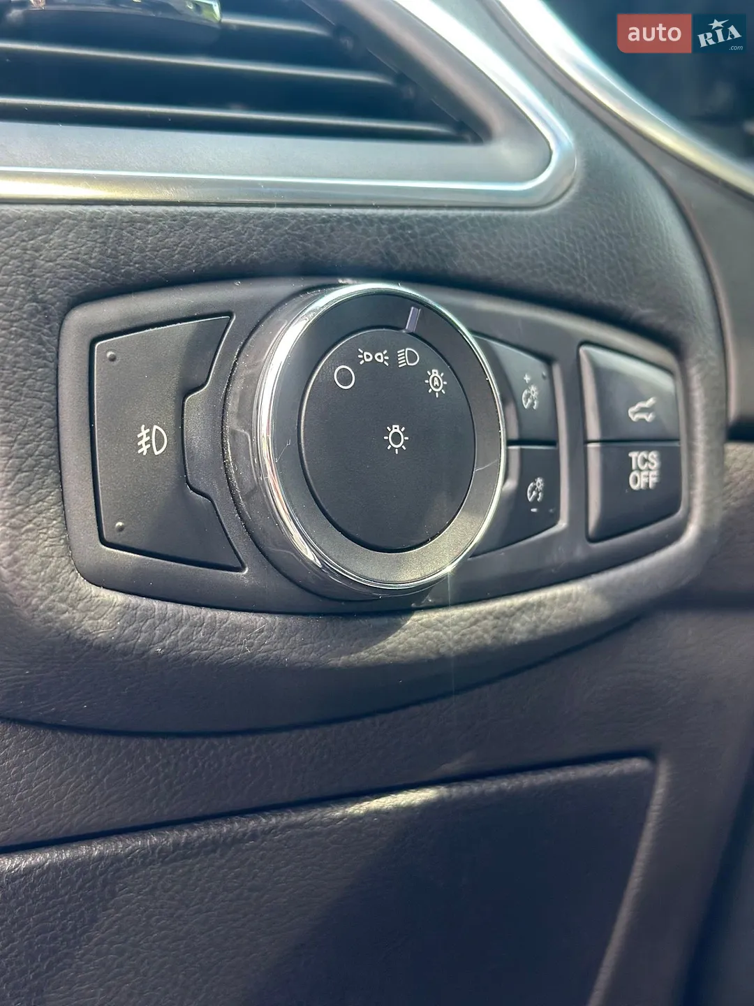 2019 Ford Edge - мініатюра 37