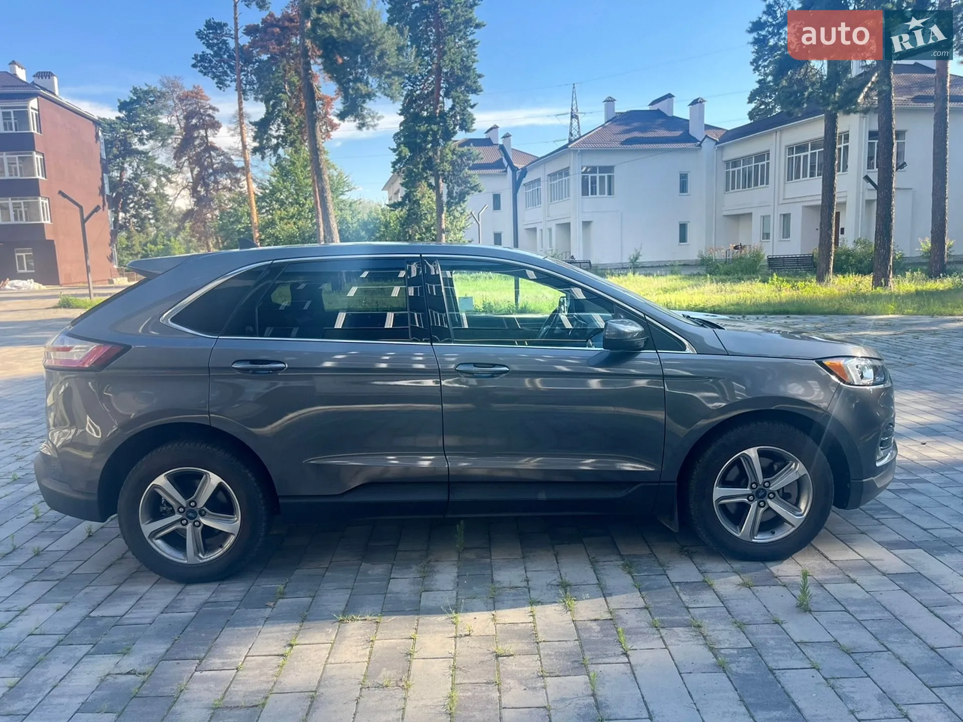 2021 Ford Edge - мініатюра 4