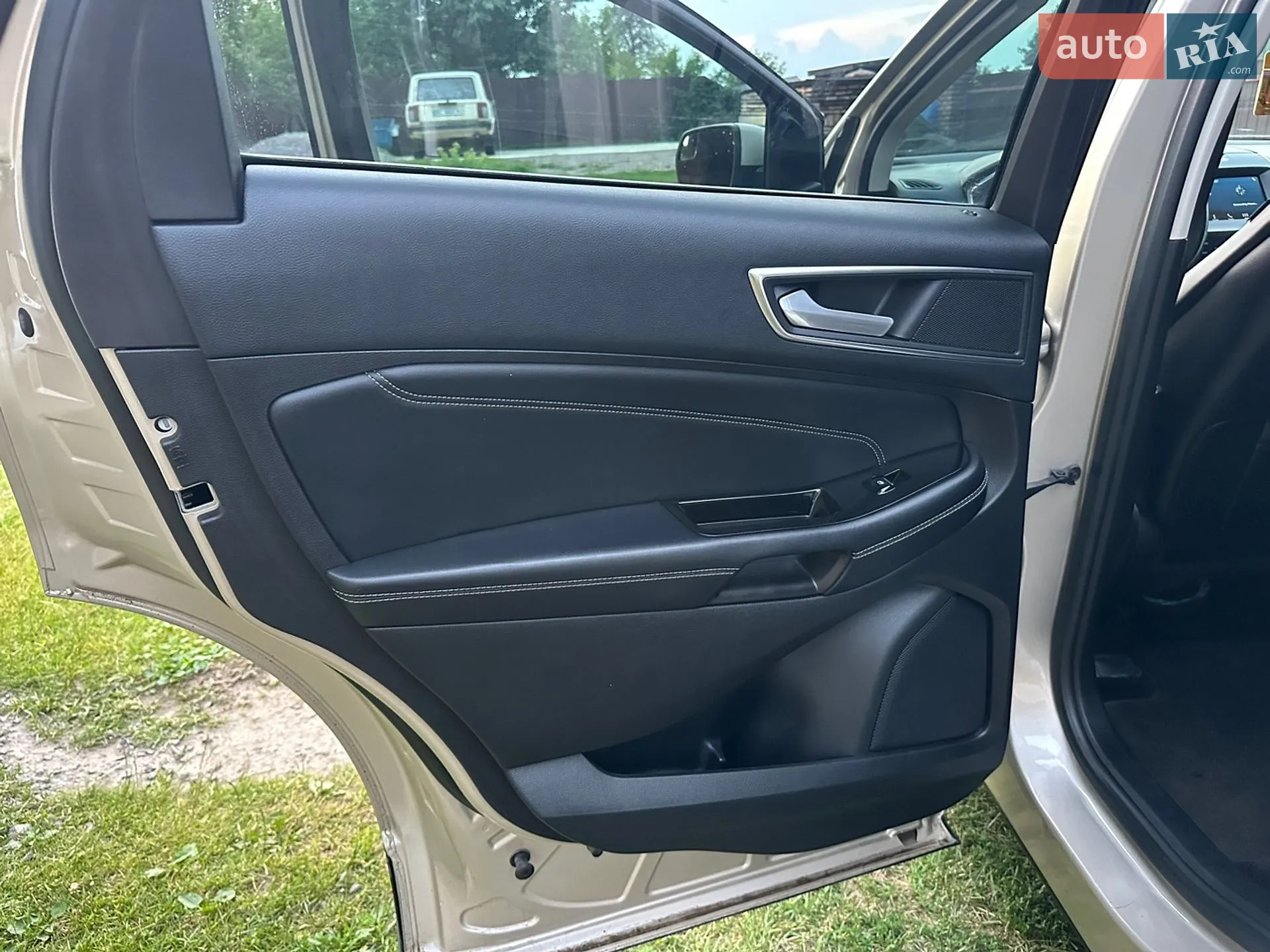 2017 Ford Edge - мініатюра 18