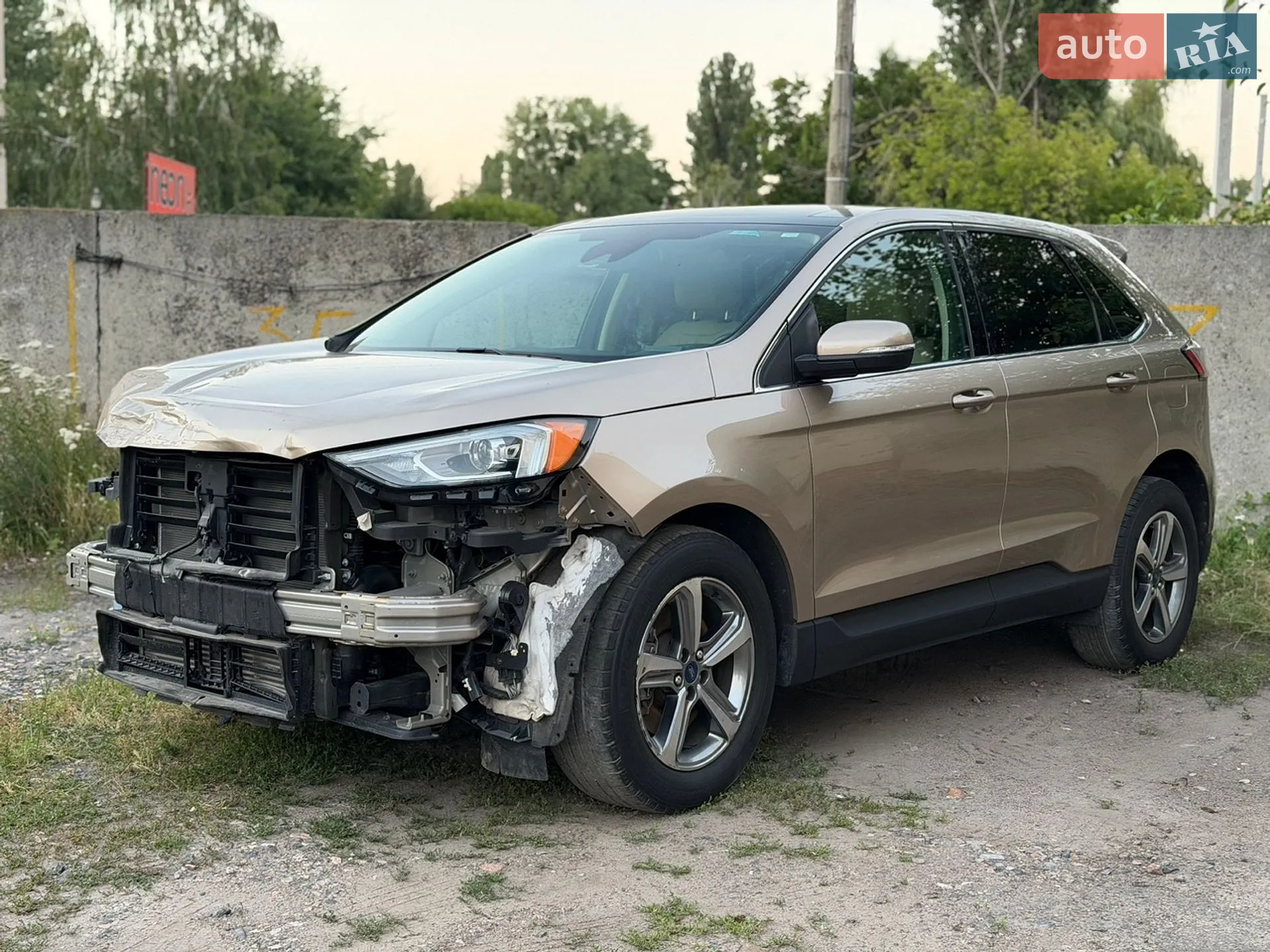 2020 Ford Edge - фото 1