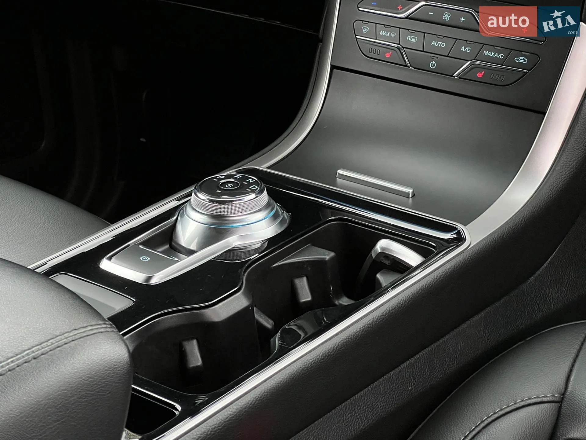 2019 Ford Edge - мініатюра 30