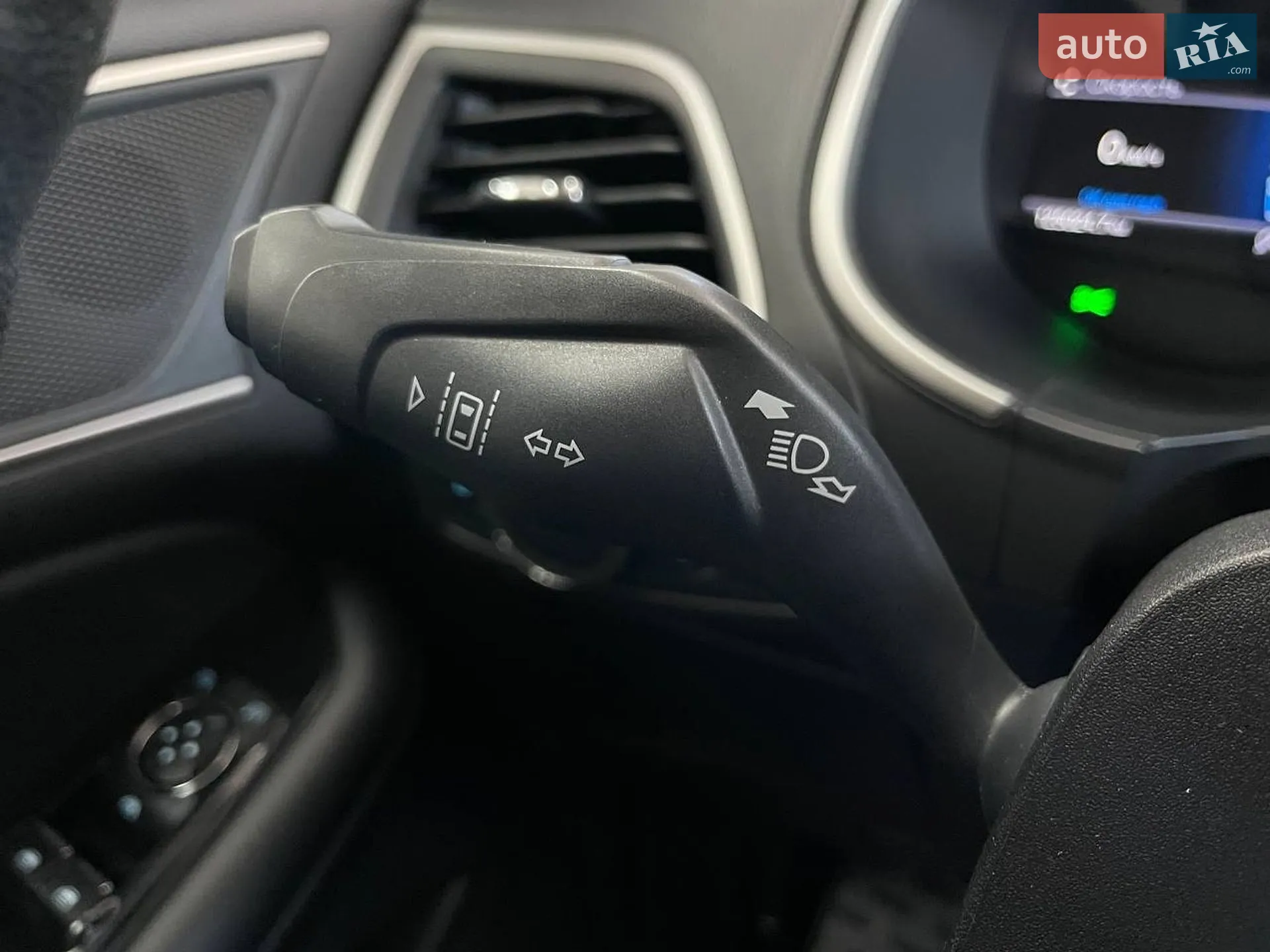2020 Ford Edge - мініатюра 19