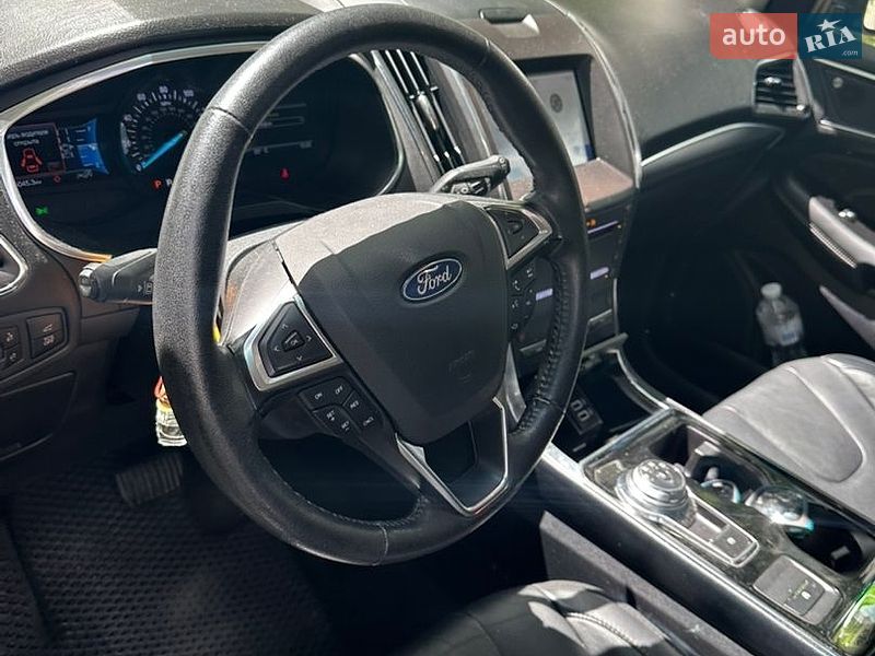 Позашляховик / Кросовер Ford Edge 2019 в Києві