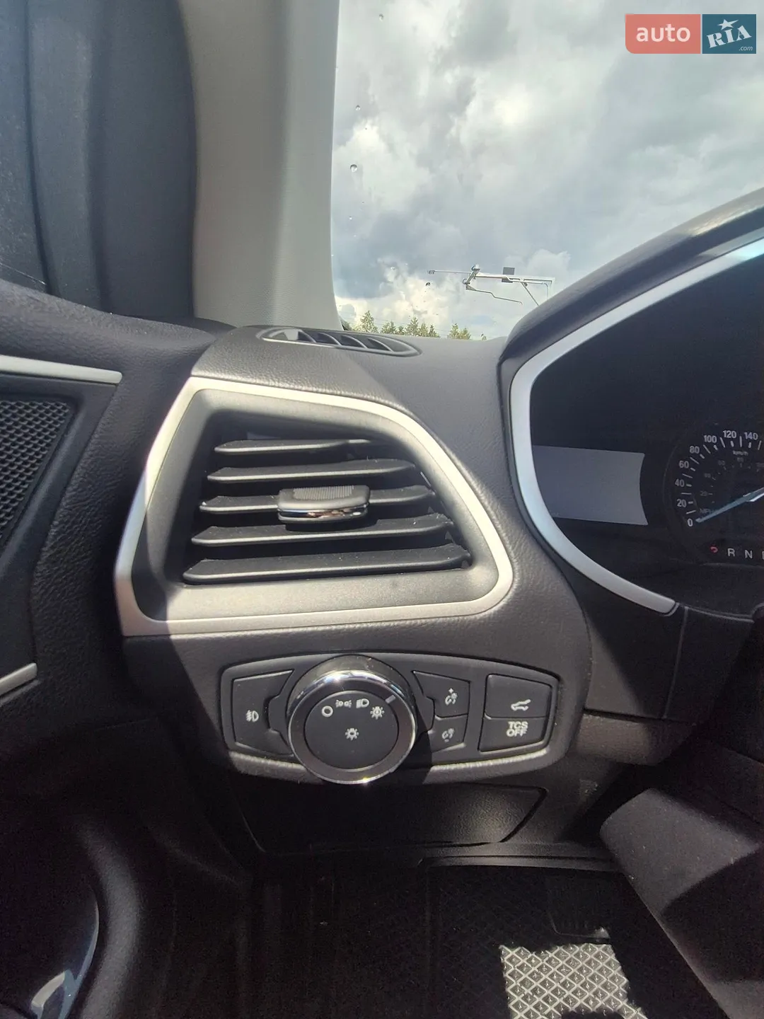 2020 Ford Edge - мініатюра 22