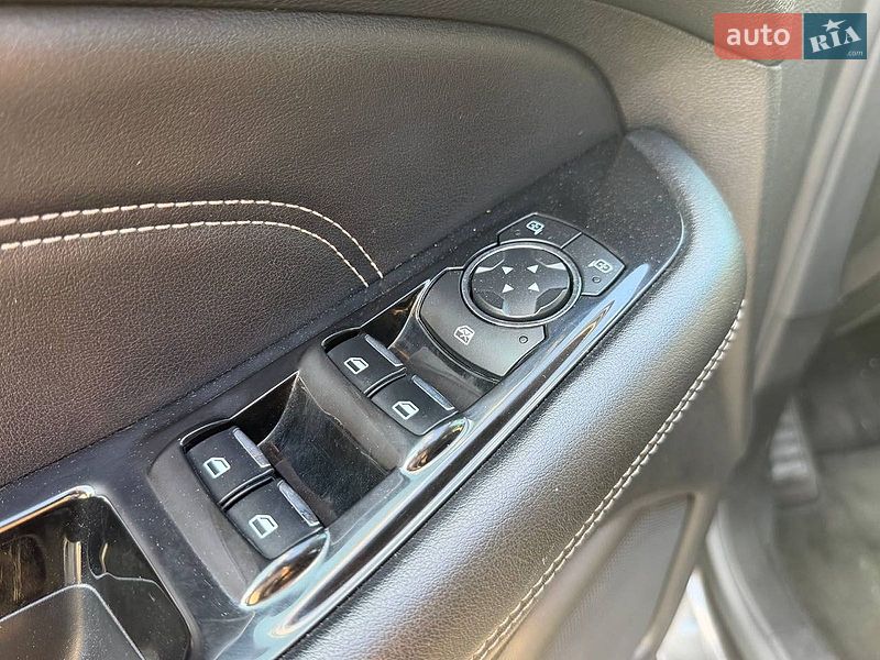 Позашляховик / Кросовер Ford Edge 2016 в Одесі