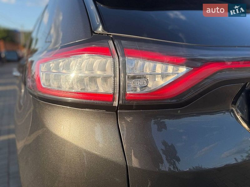Позашляховик / Кросовер Ford Edge 2016 в Одесі