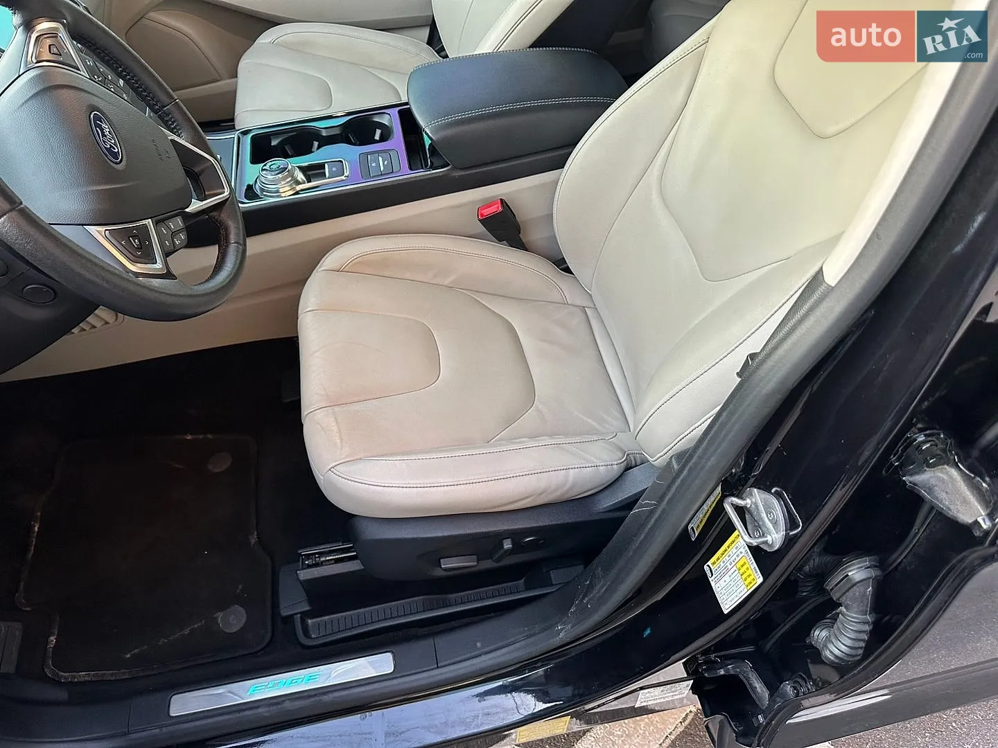 2020 Ford Edge - мініатюра 26