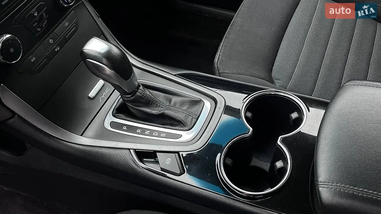 2016 Ford Edge - мініатюра 17