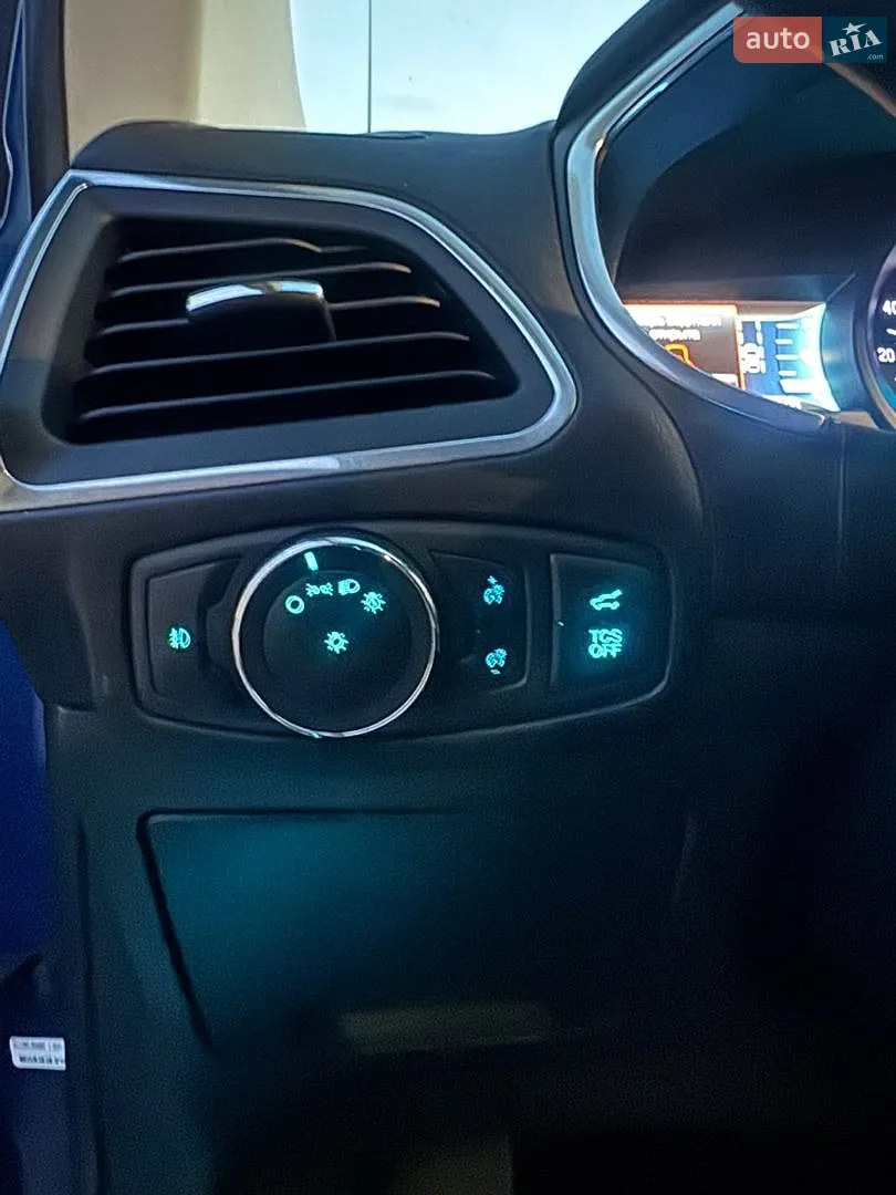 2020 Ford Edge - мініатюра 25