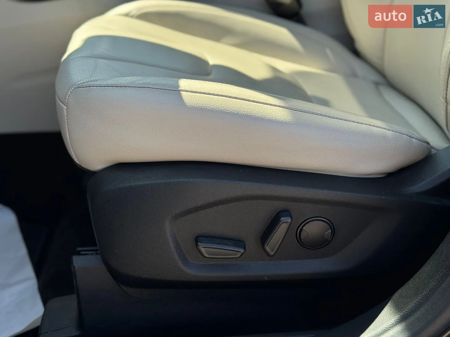 2020 Ford Edge - мініатюра 19