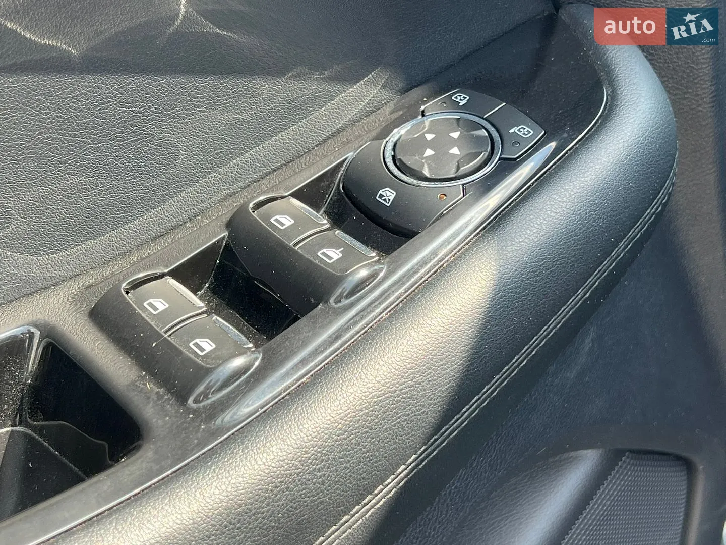 2019 Ford Edge - мініатюра 19