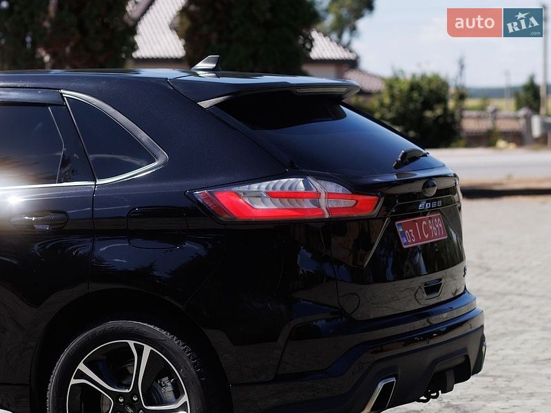 Внедорожник / Кроссовер Ford Edge 2022 в Дубно