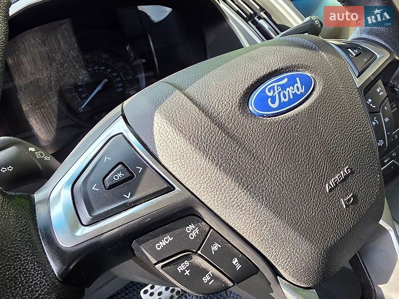 Внедорожник / Кроссовер Ford Edge 2019 в Киеве