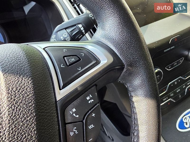 Внедорожник / Кроссовер Ford Edge 2019 в Киеве