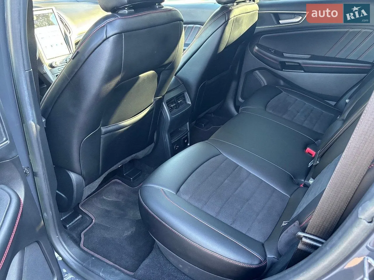 2021 Ford Edge - мініатюра 19