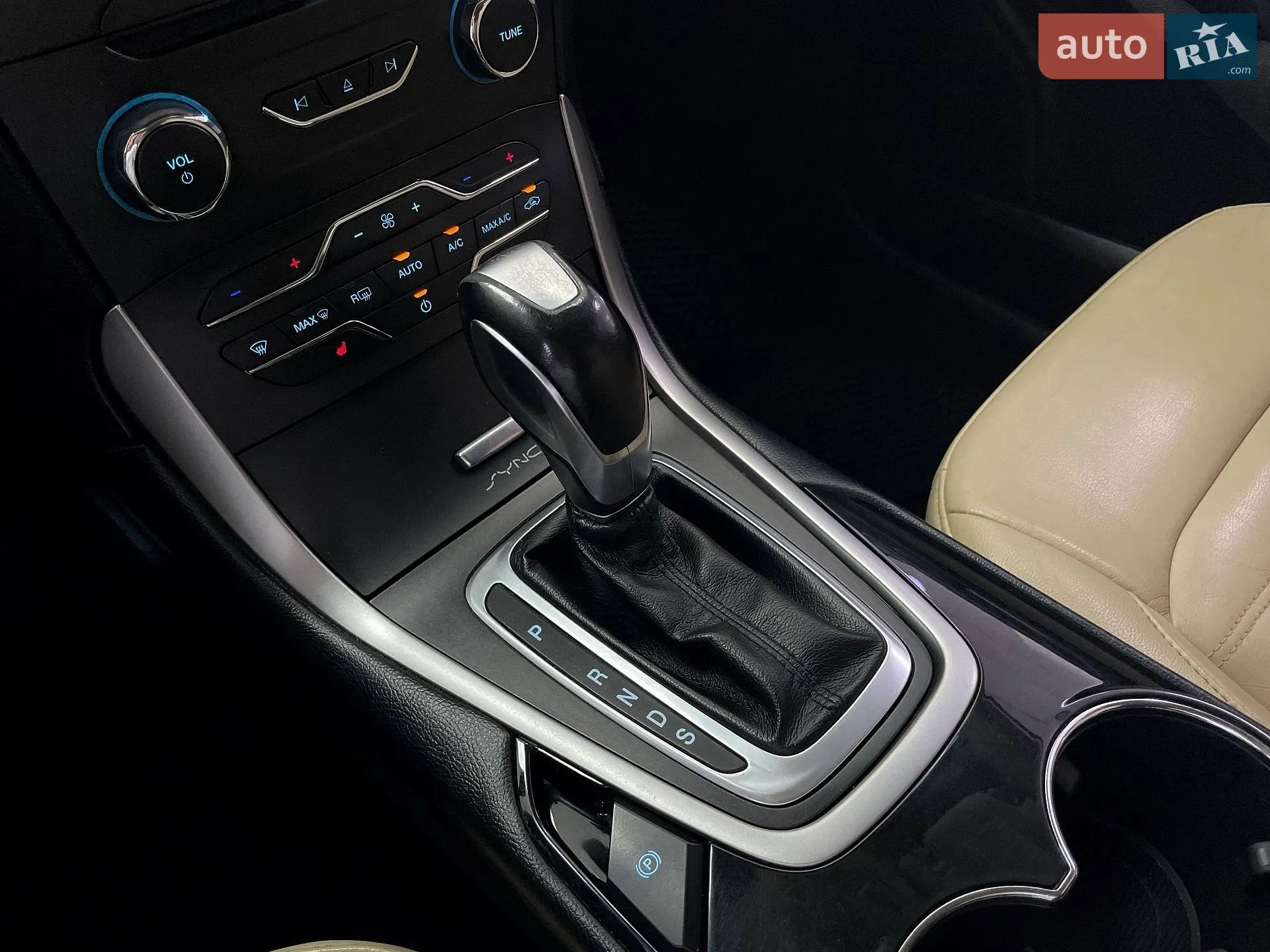 2017 Ford Edge - мініатюра 34