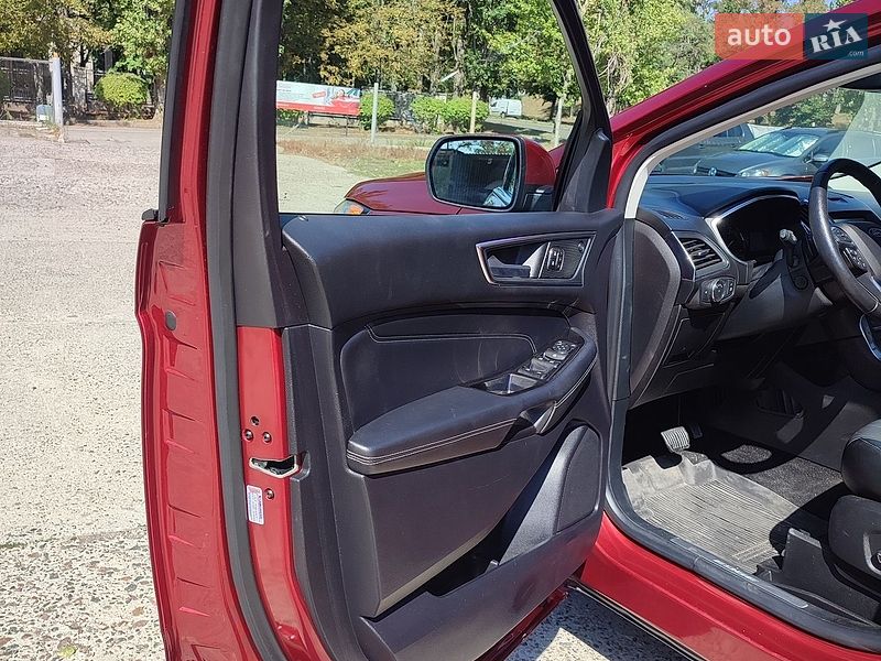 Внедорожник / Кроссовер Ford Edge 2018 в Южноукраинске