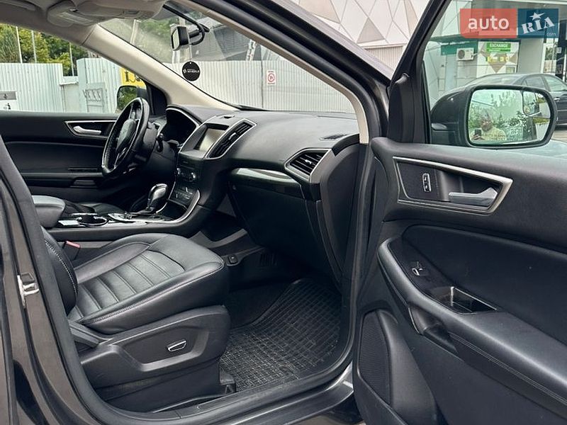 Внедорожник / Кроссовер Ford Edge 2015 в Черновцах