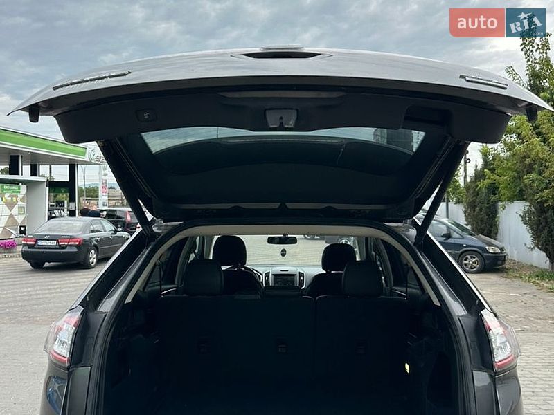 Внедорожник / Кроссовер Ford Edge 2015 в Черновцах