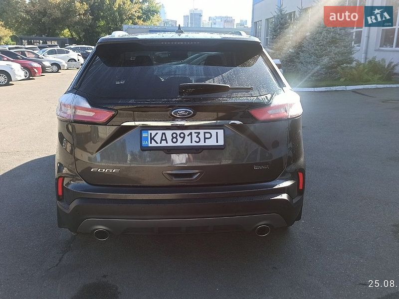 Позашляховик / Кросовер Ford Edge 2019 в Києві