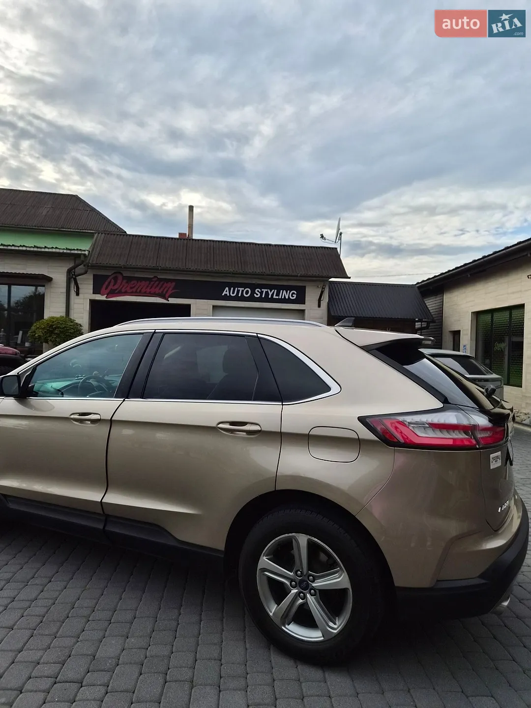2020 Ford Edge - мініатюра 11