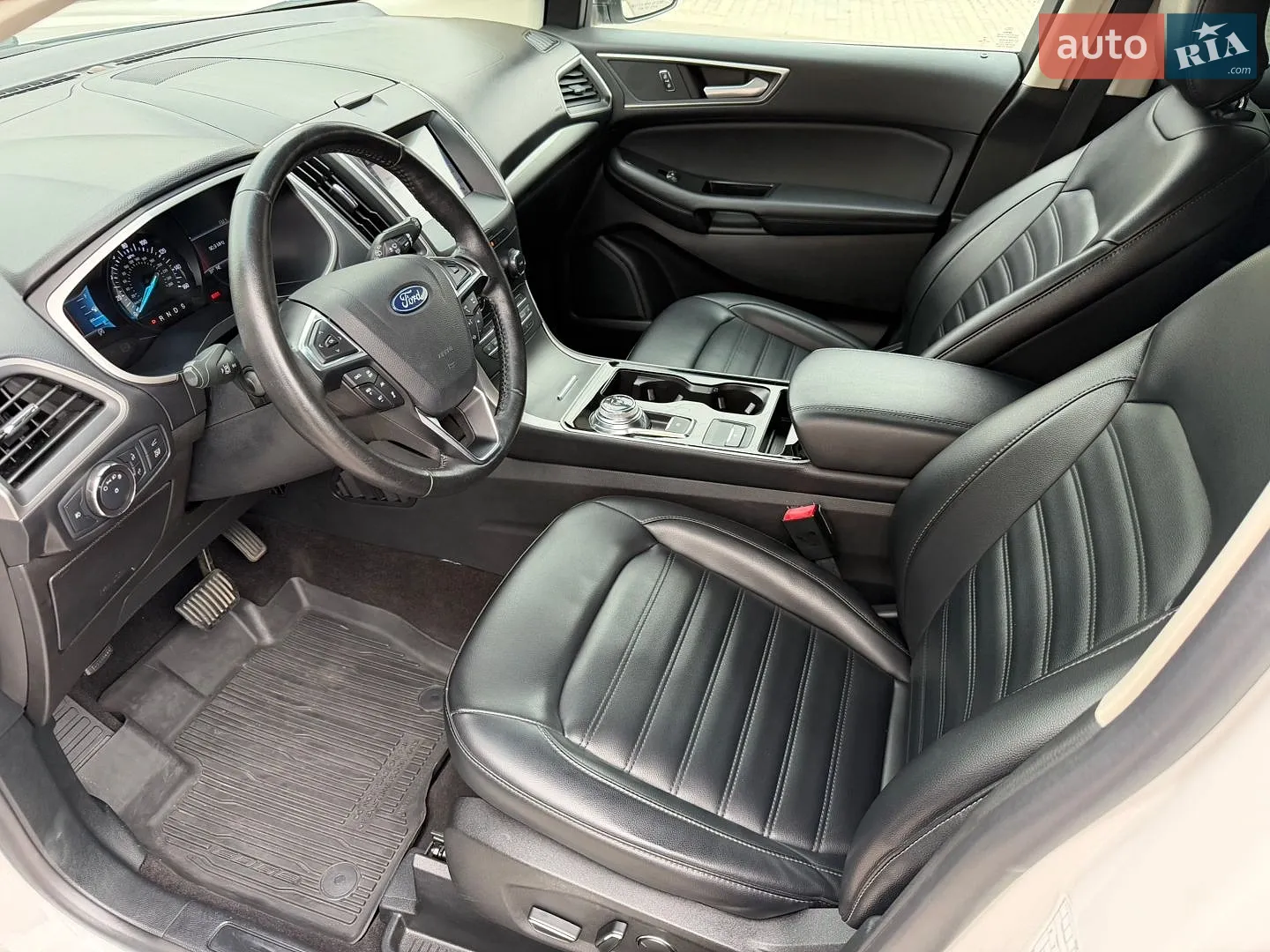 2019 Ford Edge - мініатюра 28