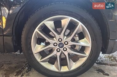Позашляховик / Кросовер Ford Edge 2015 в Павлограді фото 9 Позашляховик / Кросовер Ford Edge 2015 в Павлограді