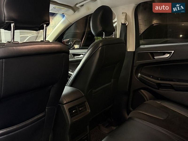 Позашляховик / Кросовер Ford Edge 2016 в Одесі
