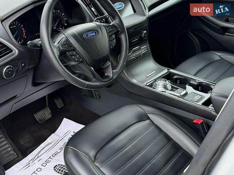 Позашляховик / Кросовер Ford Edge 2020 в Рівному