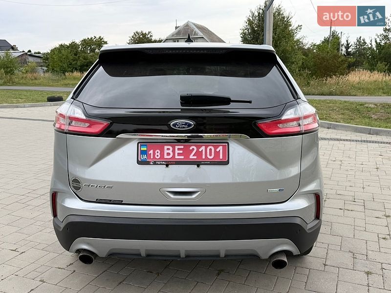Позашляховик / Кросовер Ford Edge 2020 в Рівному