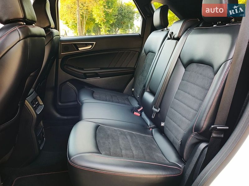 Позашляховик / Кросовер Ford Edge 2022 в Лубнах