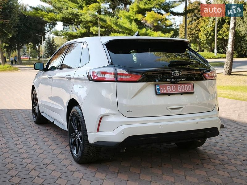 Позашляховик / Кросовер Ford Edge 2022 в Лубнах